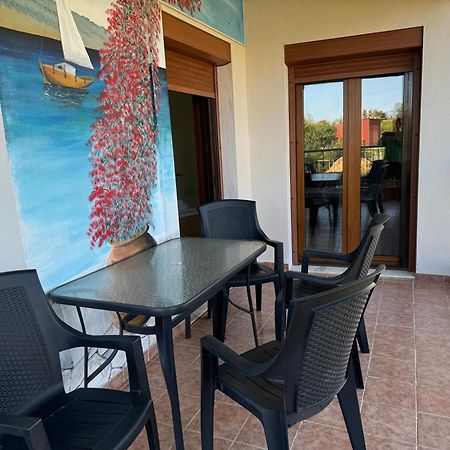 Caryatis Ntoridis Studios & Apartments In Afitos Exterior photo